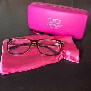 New! Ladyboss Readers-Dimensions 1.0